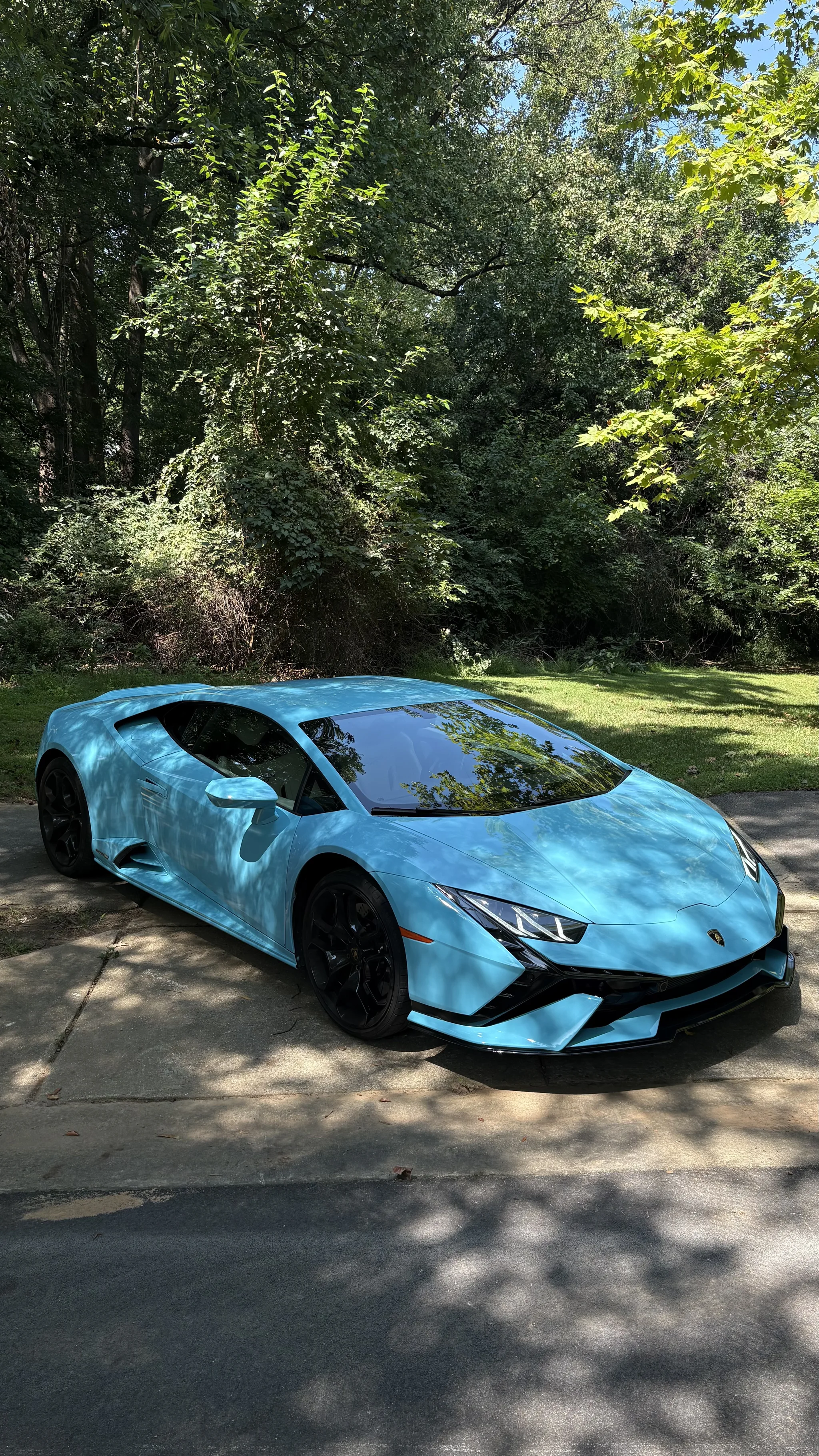 Tiffany Blue Lamborghini Huracan — exotic car rental at ExoDrive Exotics